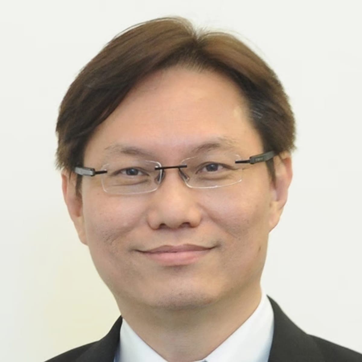 Dr Alex Lin